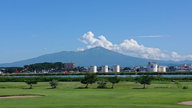 ここからの鳥海山の眺め好きです…今ある在庫は計画通りですか?